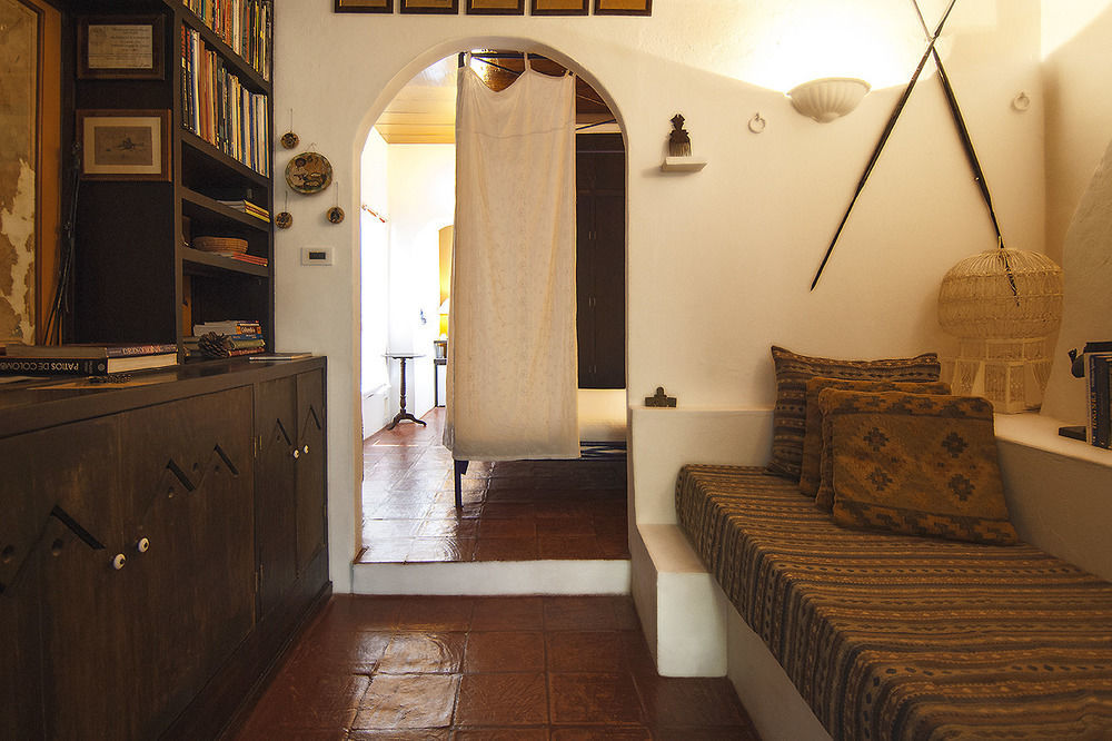 Lez Lezards Bed & Breakfast, Cartagena